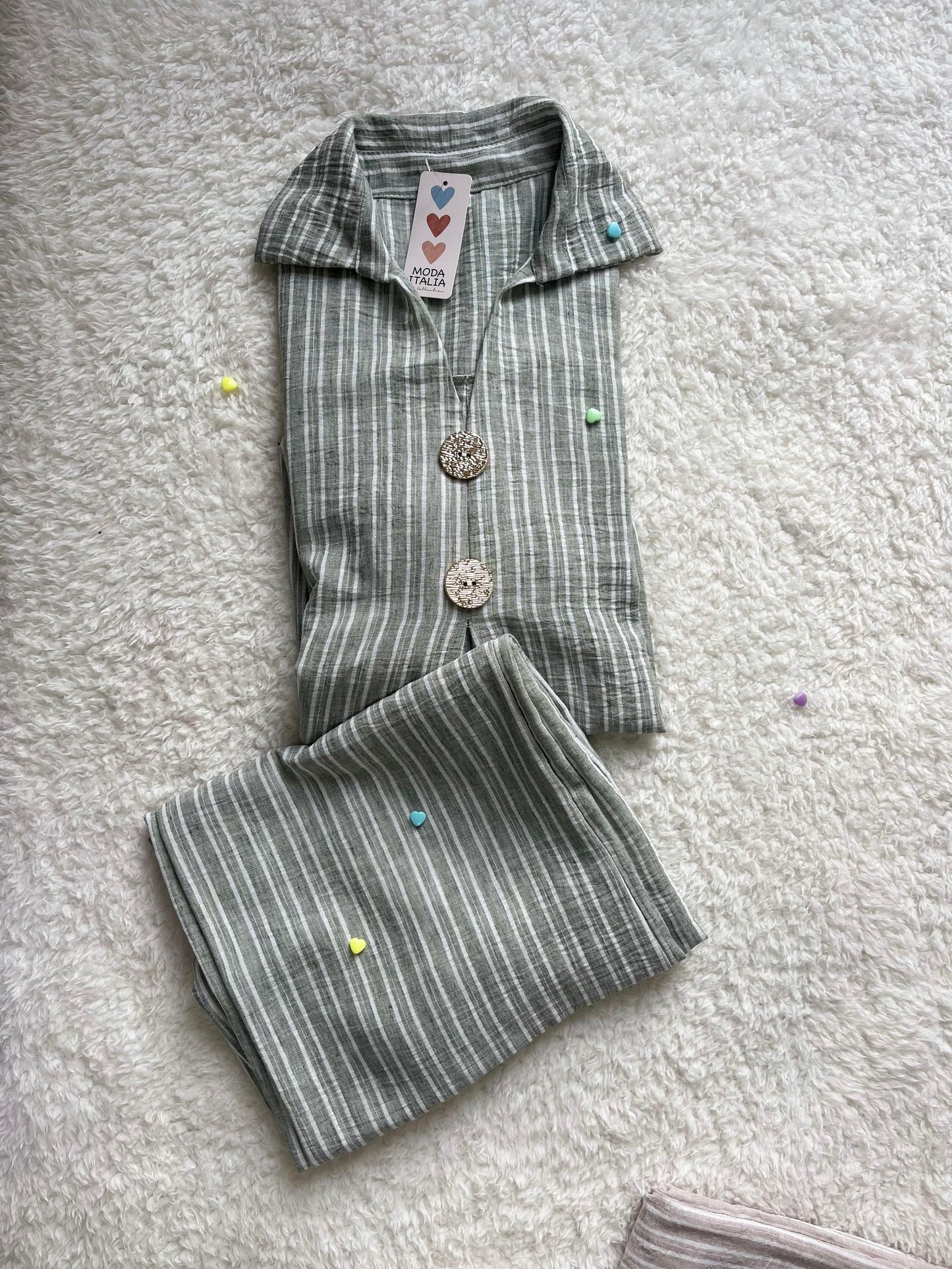 LINEN SHIRT AND TROUSERS SET – CASUAL & CHIC LINEN OUTFIT