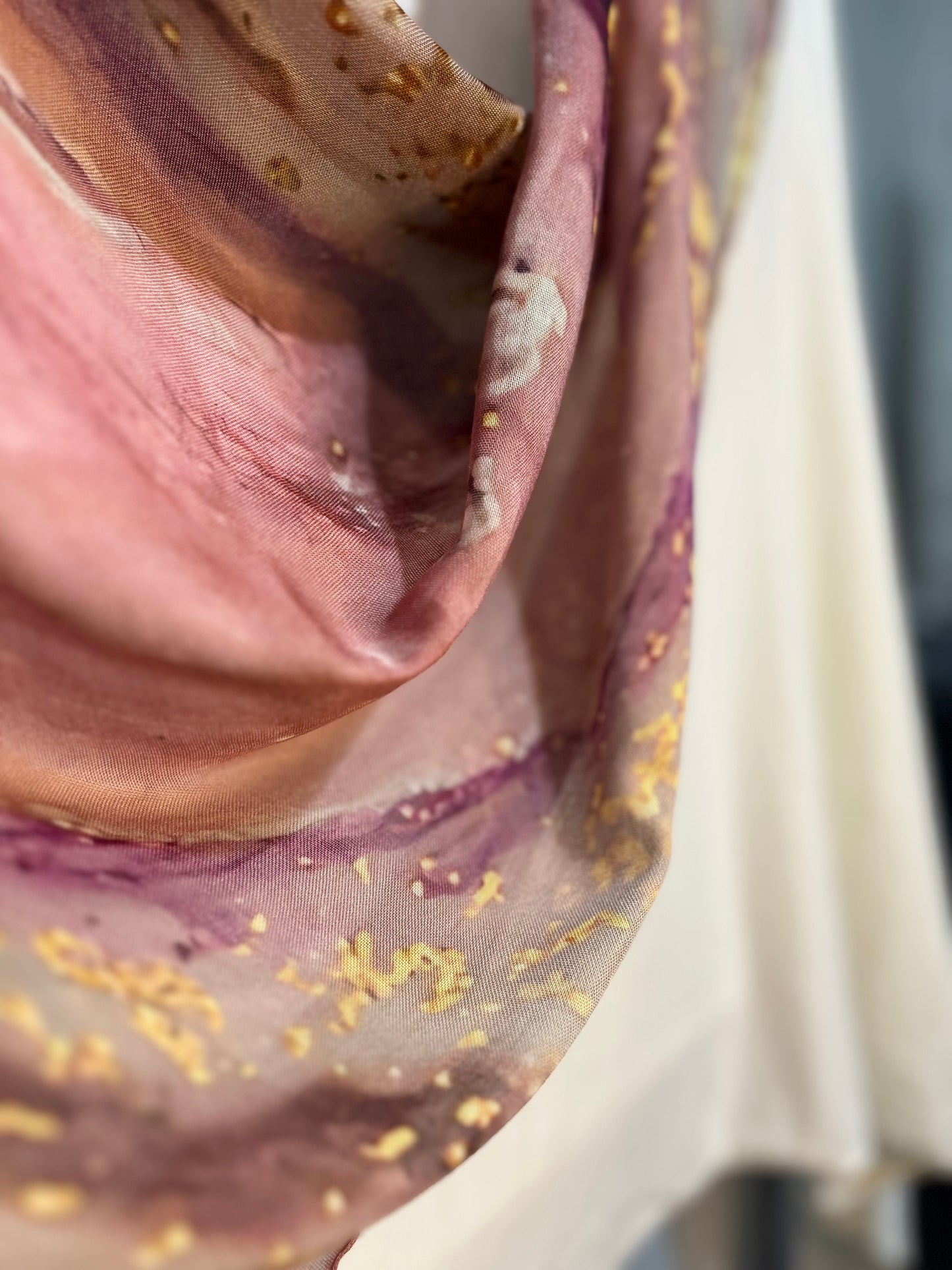 BLUSH MARBLE MODAL HIJAB