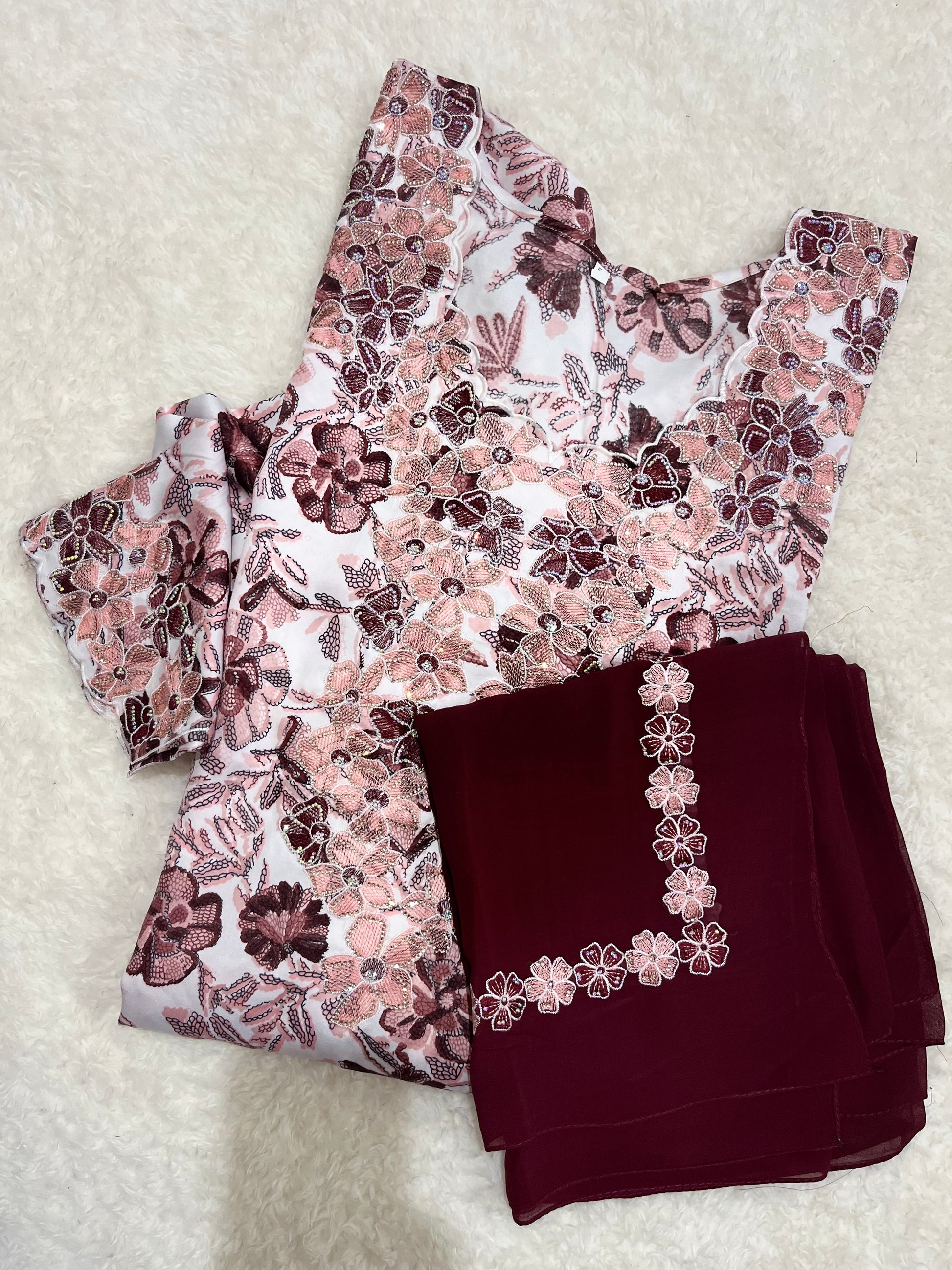 Elegant burgundy Mukhawer inspired by Dubai Gulf modest fashion